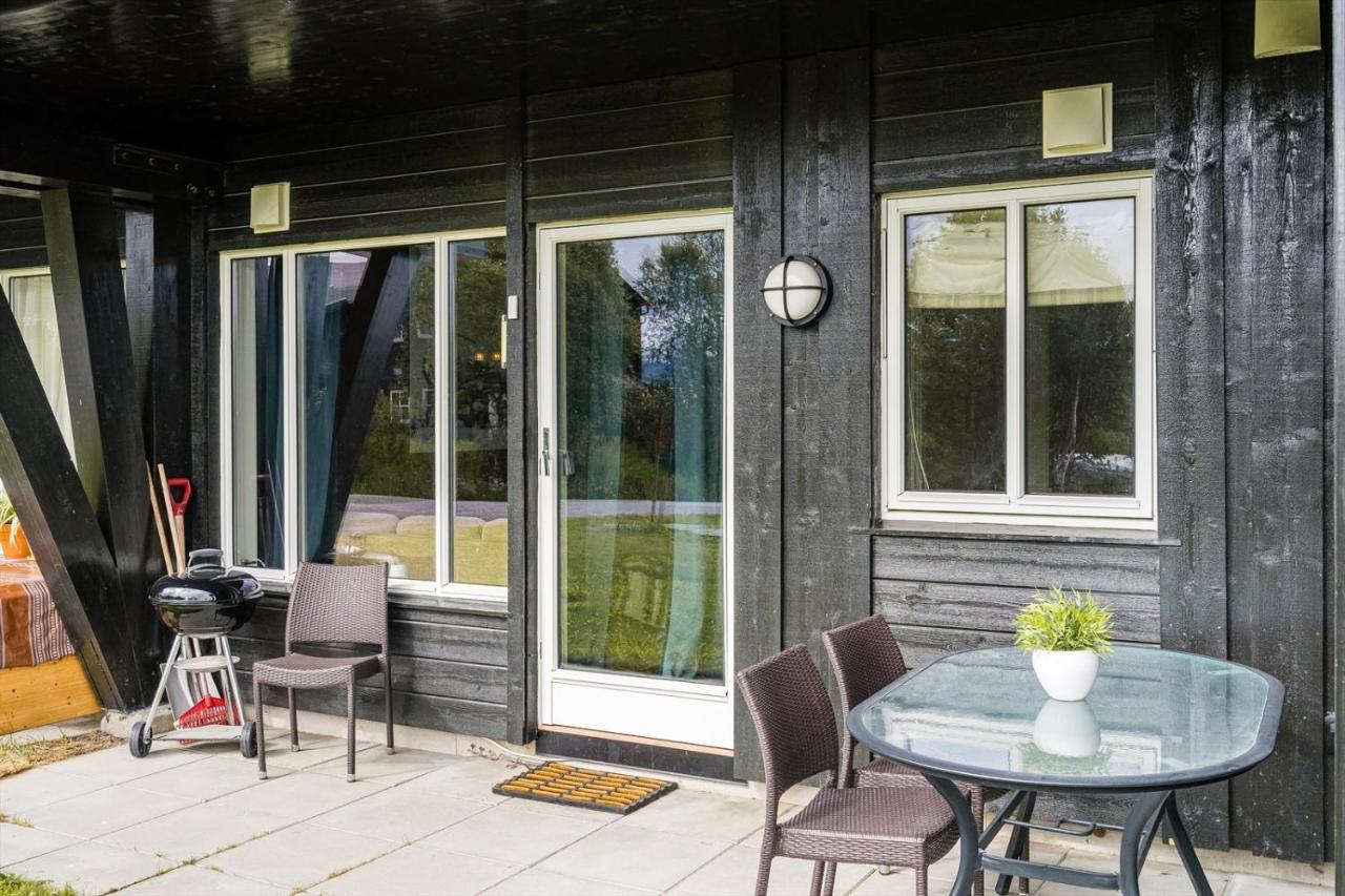 Leilighet Beitostolen Sentrum, Terrasse Og Innendors Parkering Exterior foto